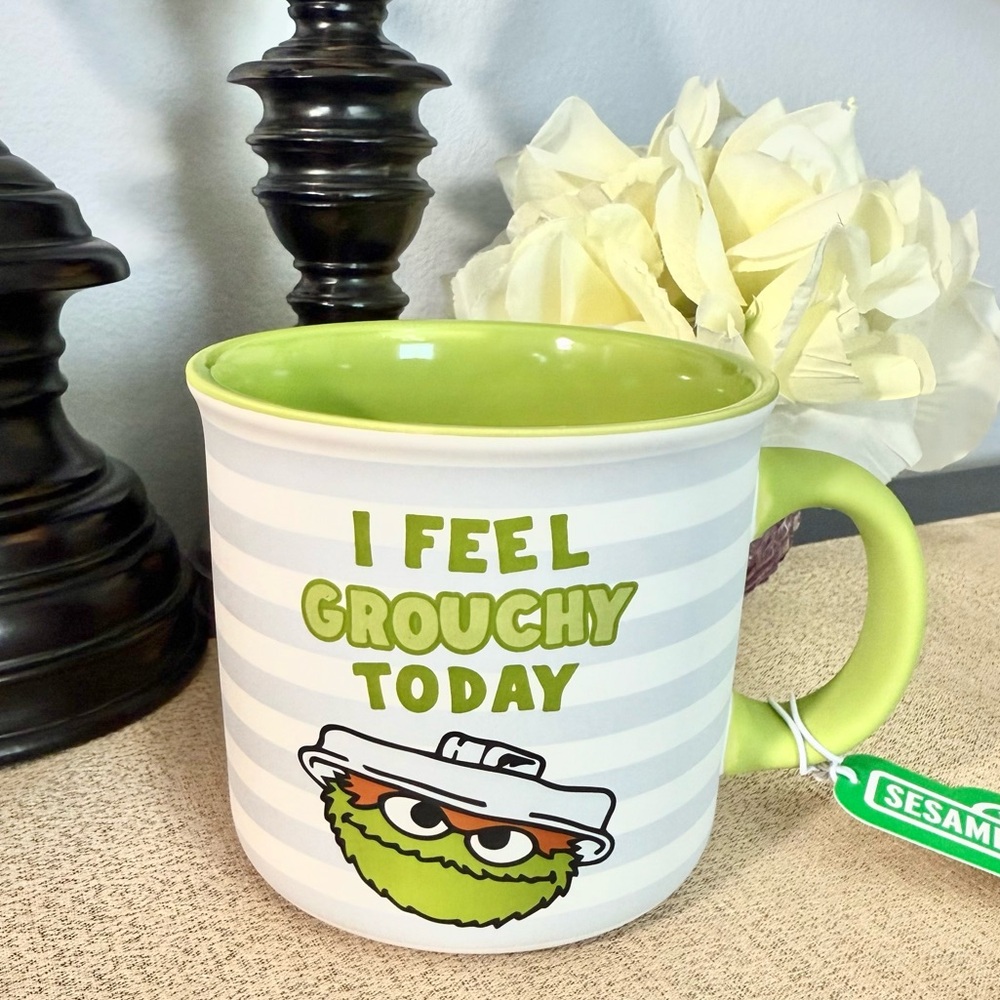 NWT Sesame Street I FEEL GROUCHY OSCAR Ceramic Mug